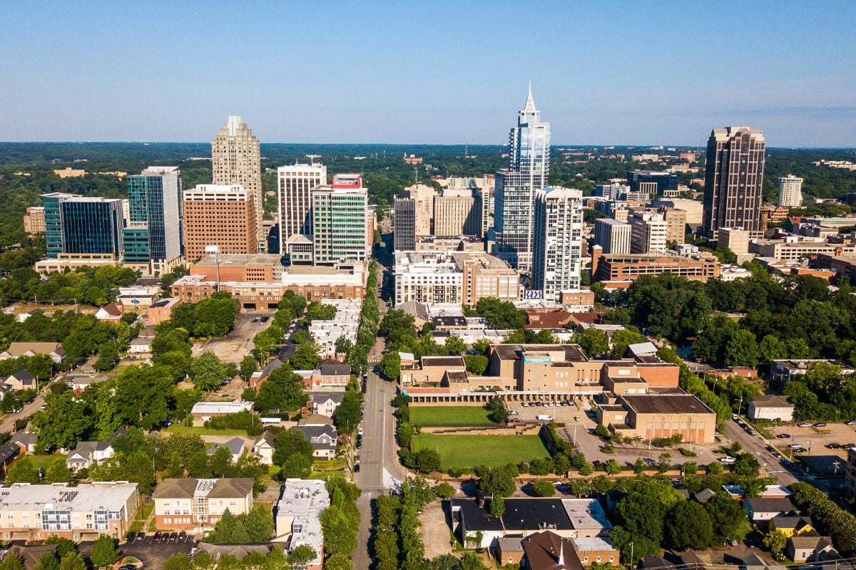 Explore downtown Raleigh through the eyes of locals with this comprehensive guide to dining, shopping, and entertainment.